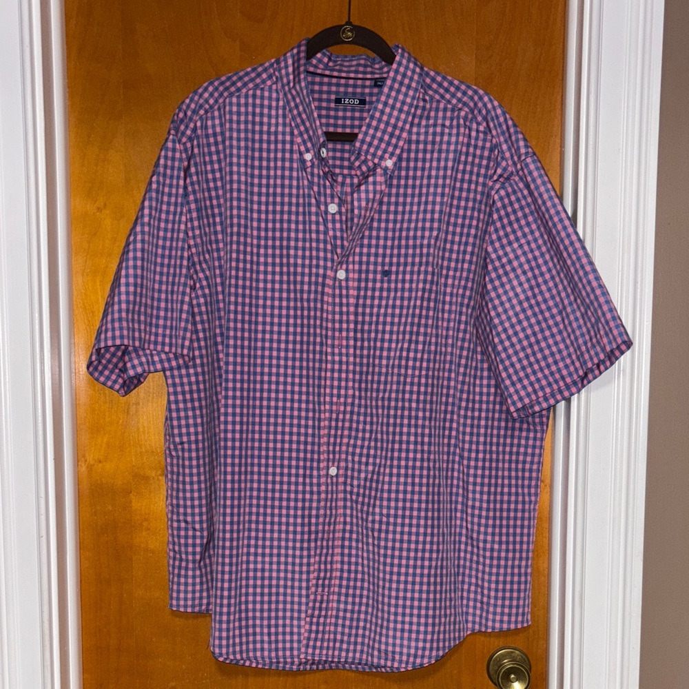 Izod Men's Casual Blue and Pink Plaid Shirt